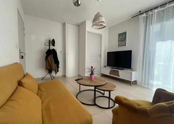 And Cozy In The Heart Of Διαμέρισμα