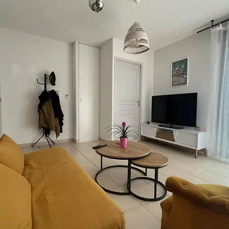 And Cozy In The Heart Of Apartment