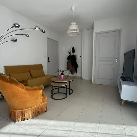 Apartment And Cozy In The Heart Of